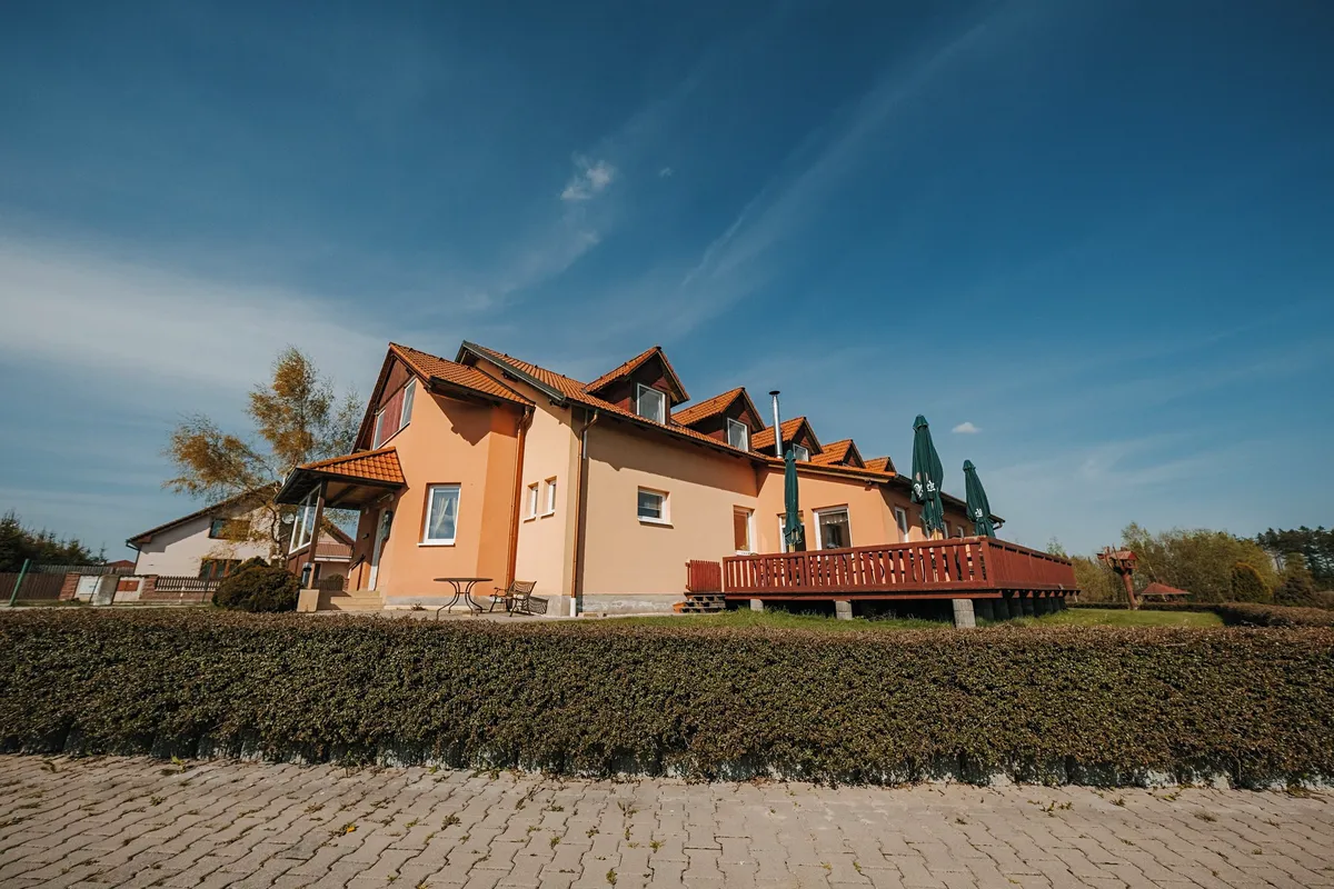 Prodej ubytovacího zařízení 280 m² — Suchý